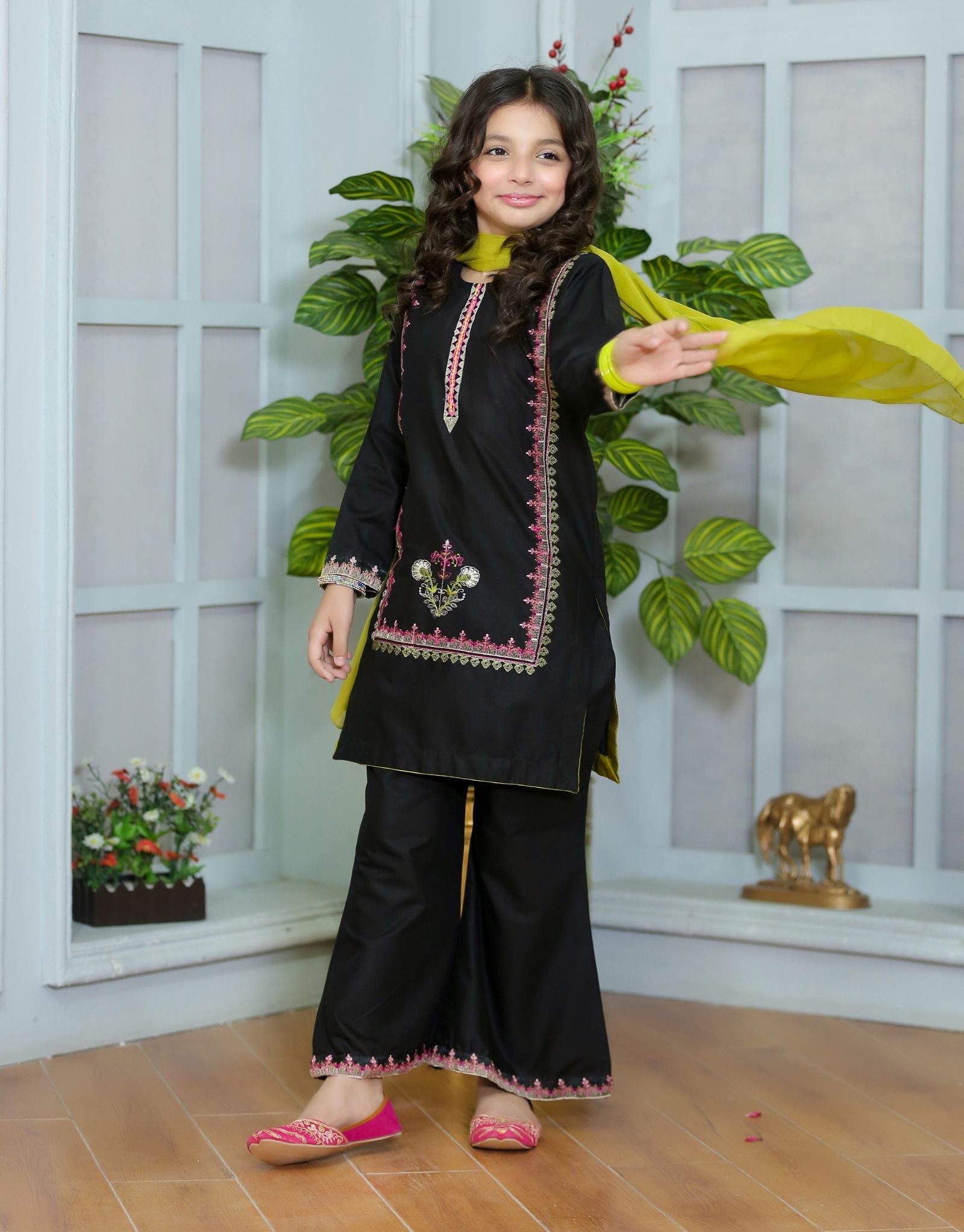 ZNSMB-02 EMBROIDERED COTTON 3 PCS