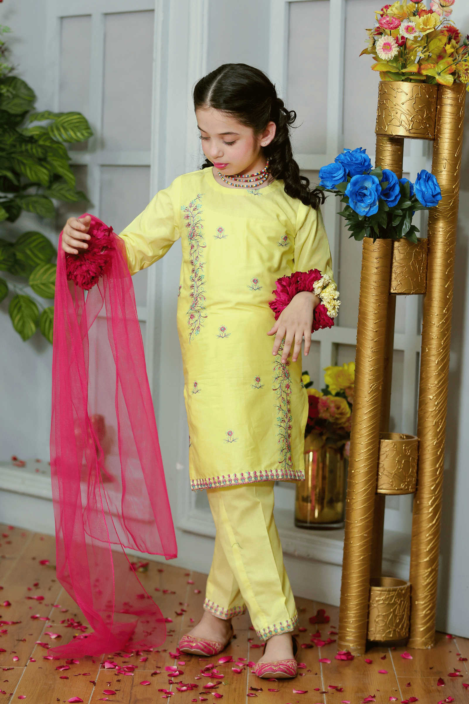 ZNSAL-01 EMBROIDERED COTTON 3 PCS