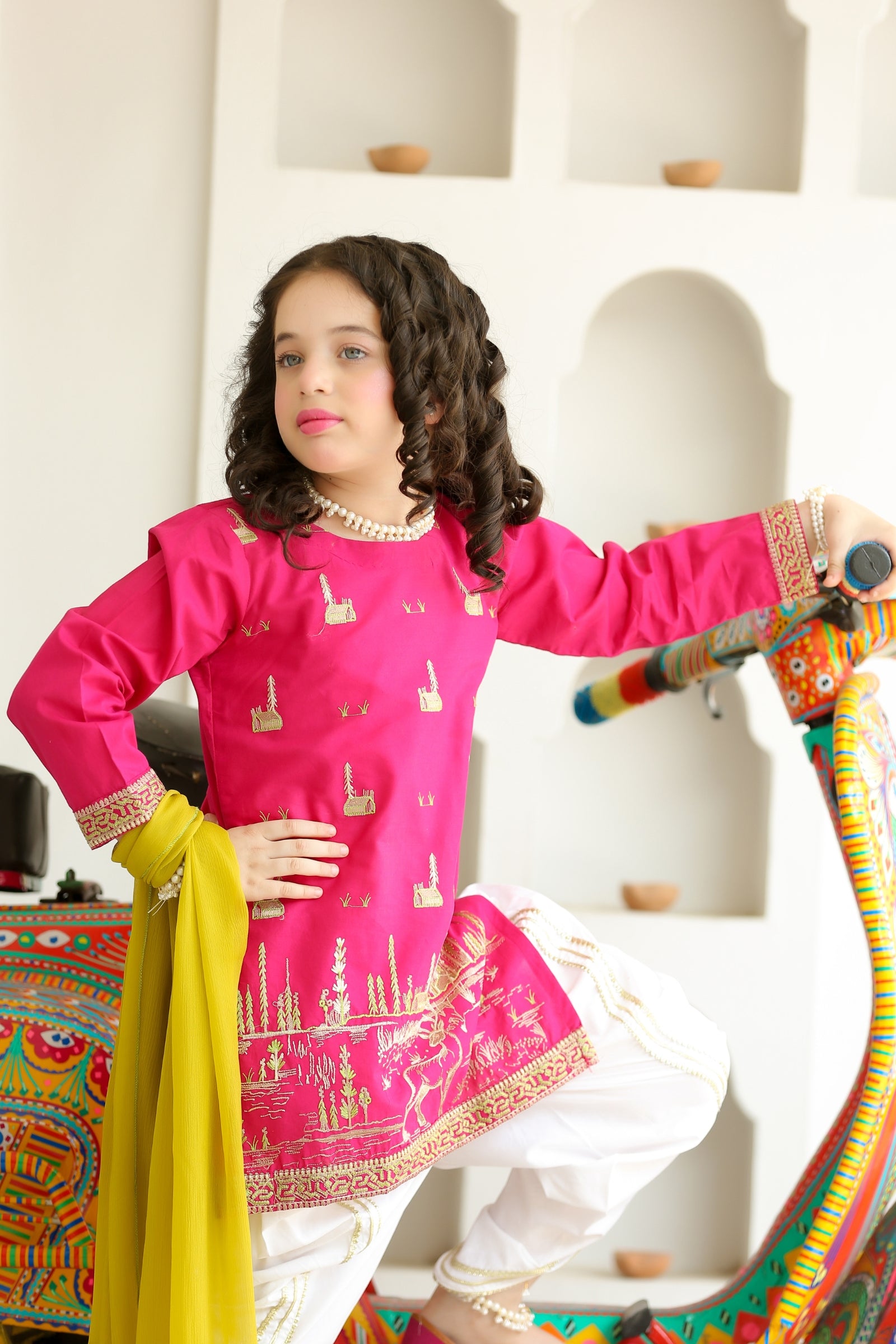 ZNSAP-04 EMBROIDERED COTTON 3 PCS