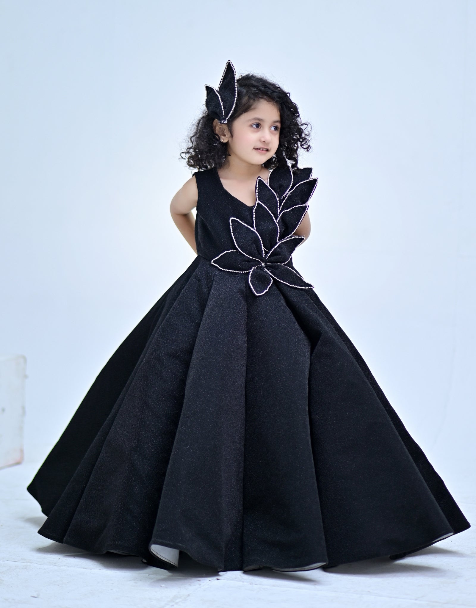 Pari P-1