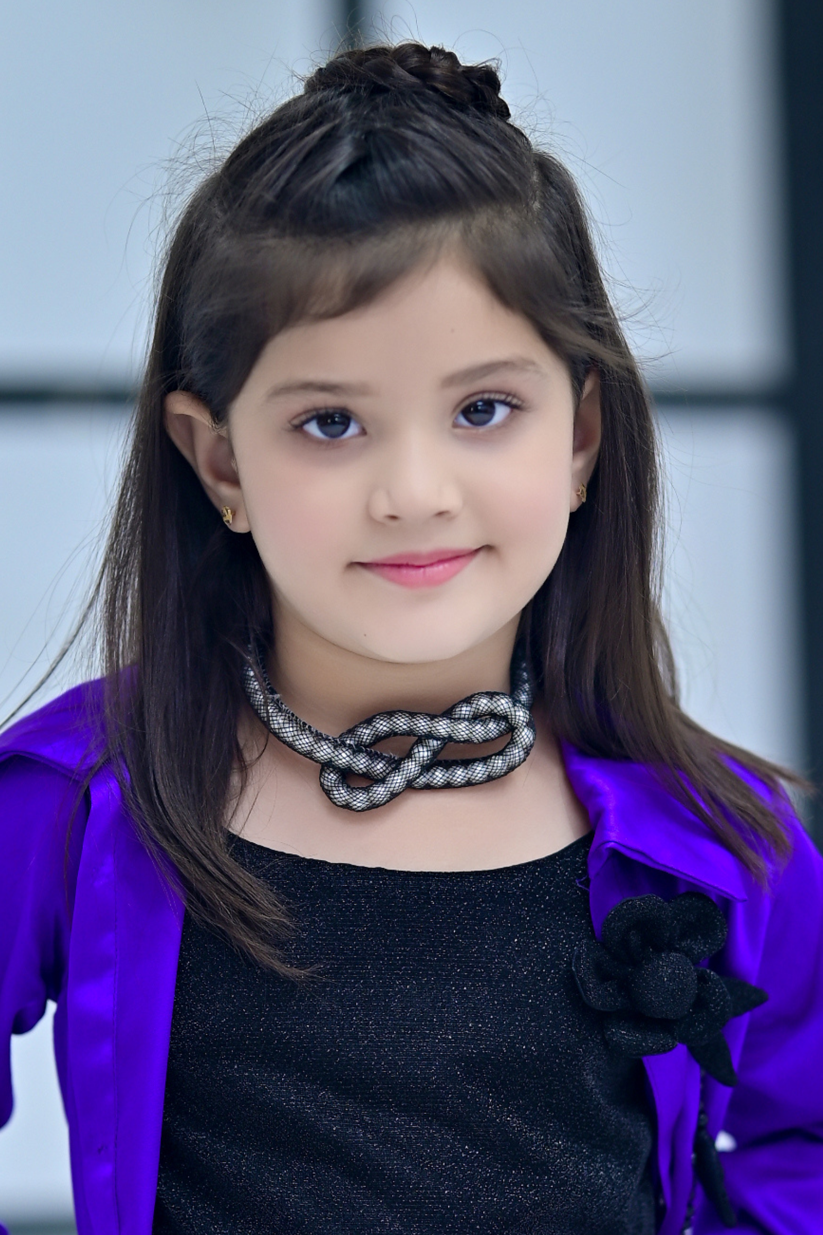 Beaded Necklace Black N white