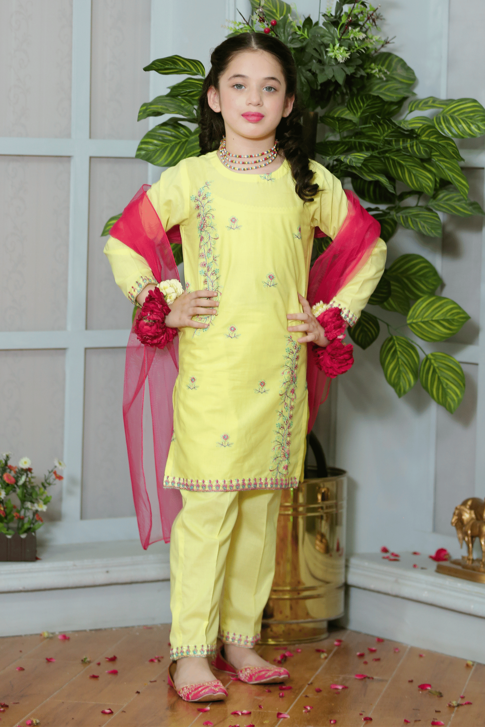 ZNSAL-01 EMBROIDERED COTTON 3 PCS