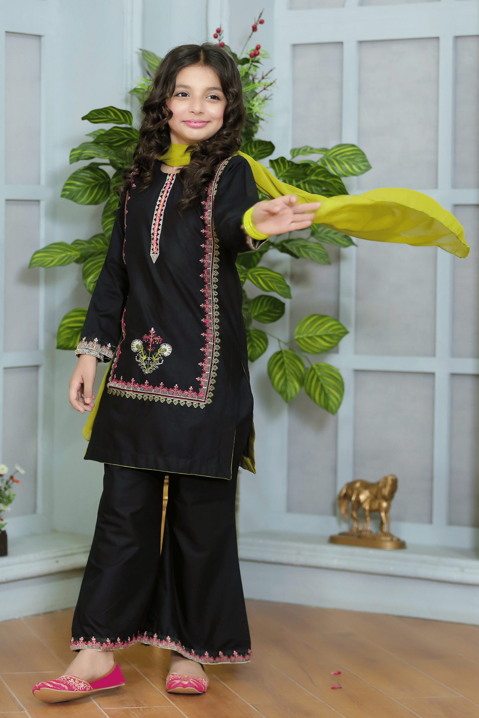ZNSMB-02 EMBROIDERED COTTON 3 PCS