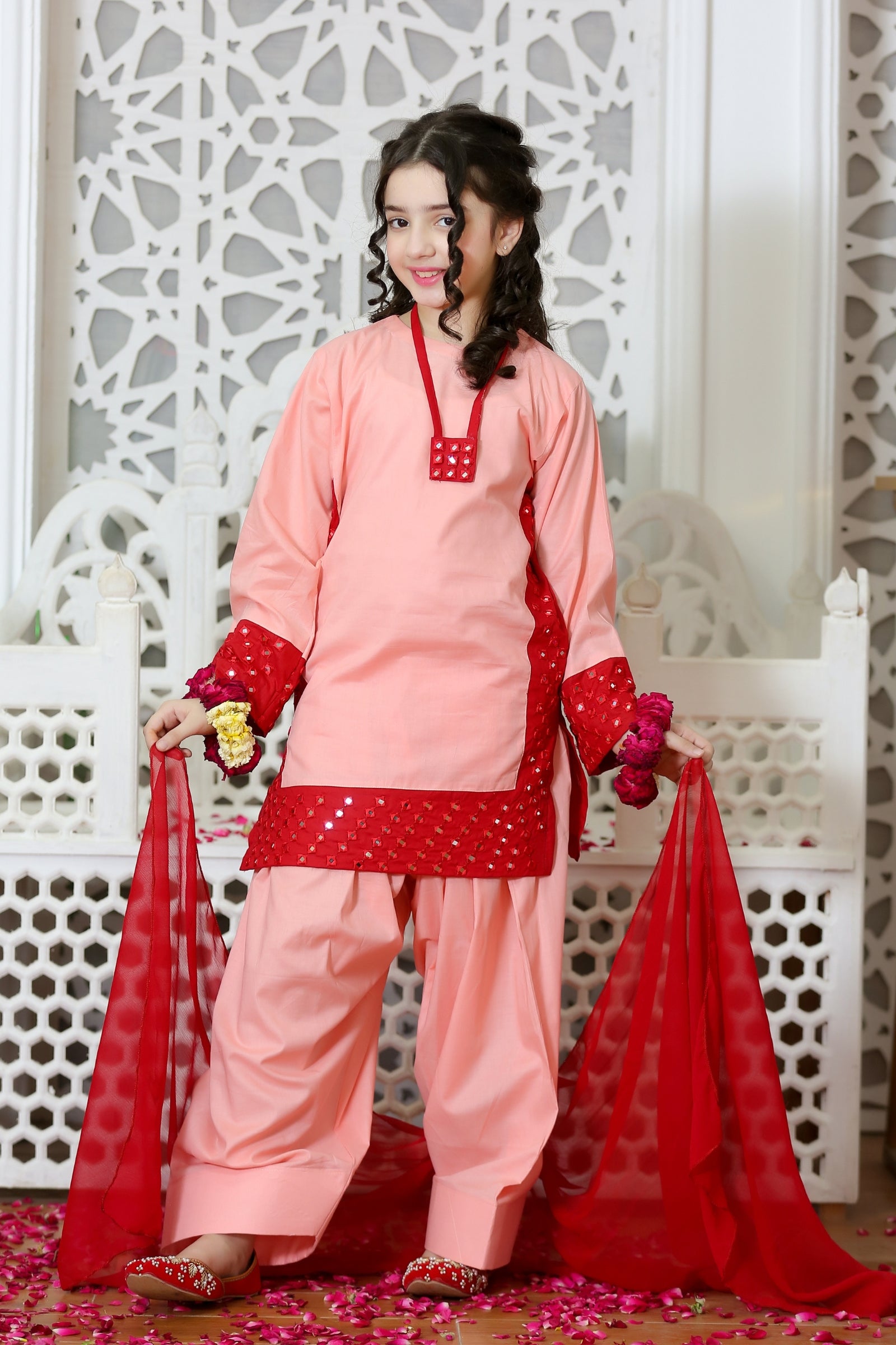 ZNSHP-07 EMBROIDERED COTTON 3 PCS