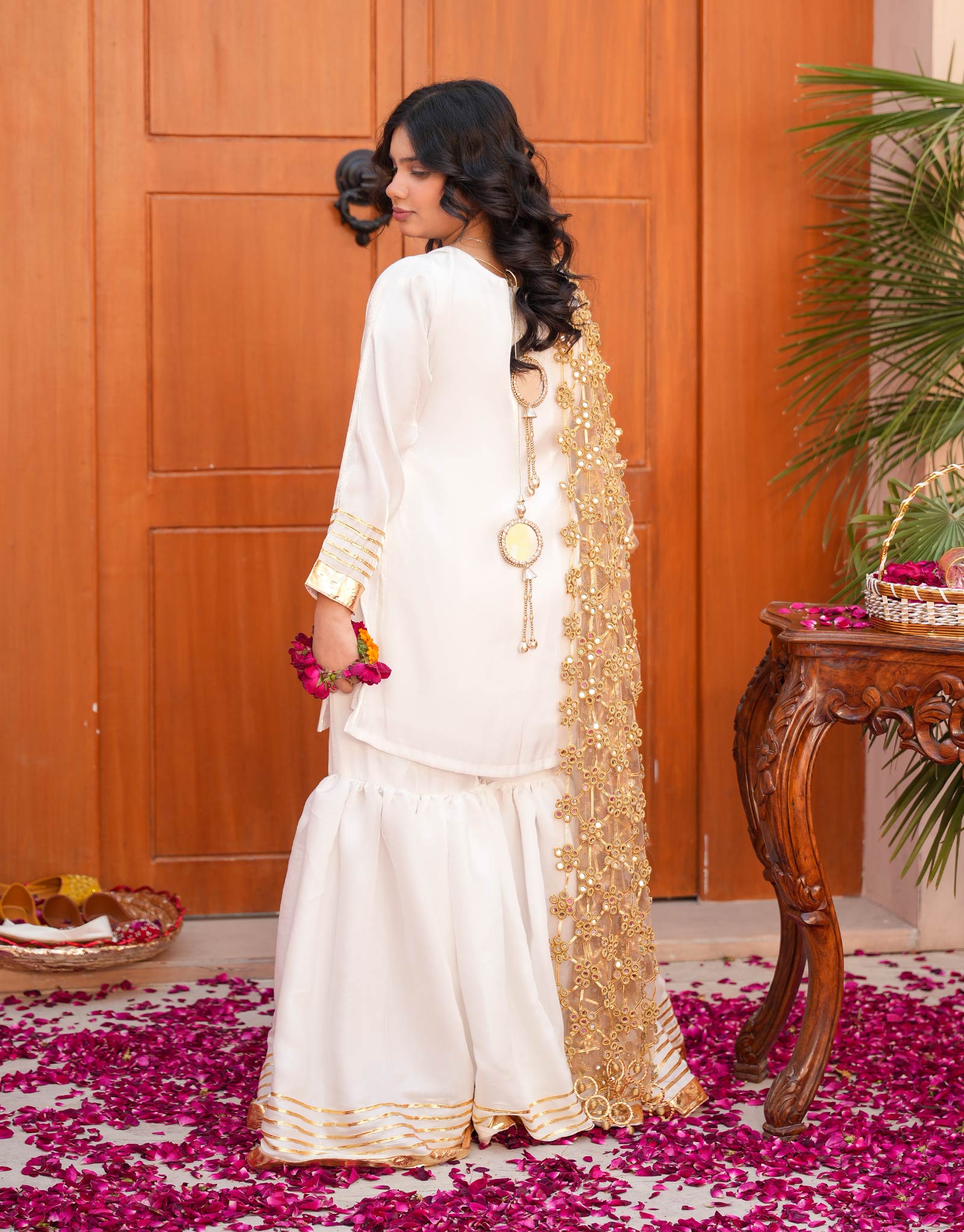 ZNSFG-29 EMBLISHED SHIRT GHARARA WITH MIRROR JAAL DUPATTA