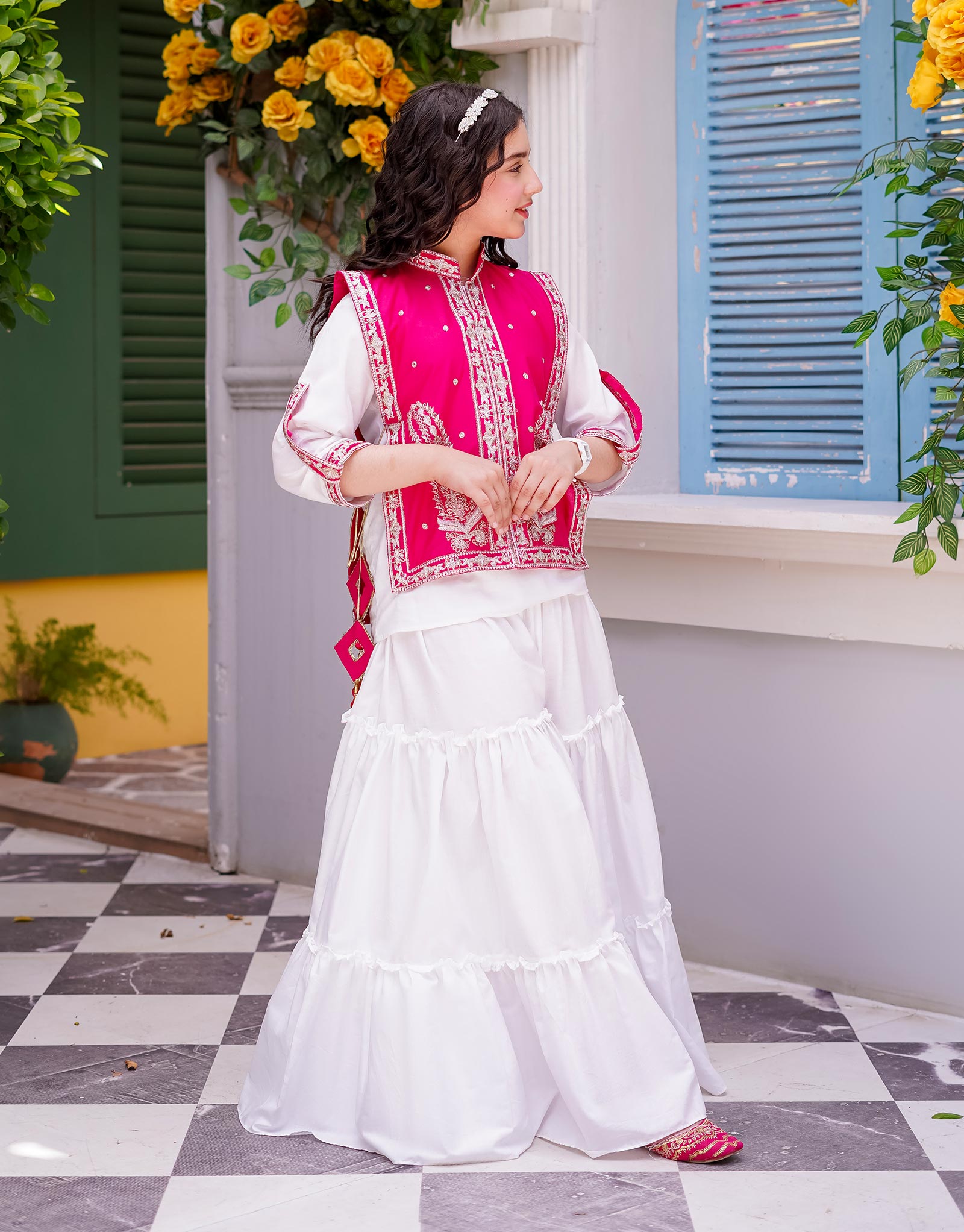 LAYERED SHARARA SET WITH WAISTCOAT 3 PCS (ZNSH-46) – Zilenoor Collection