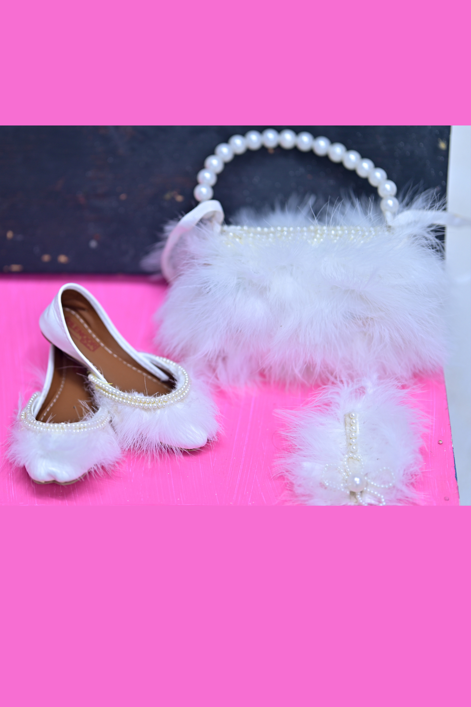 White Handbag set Feathers