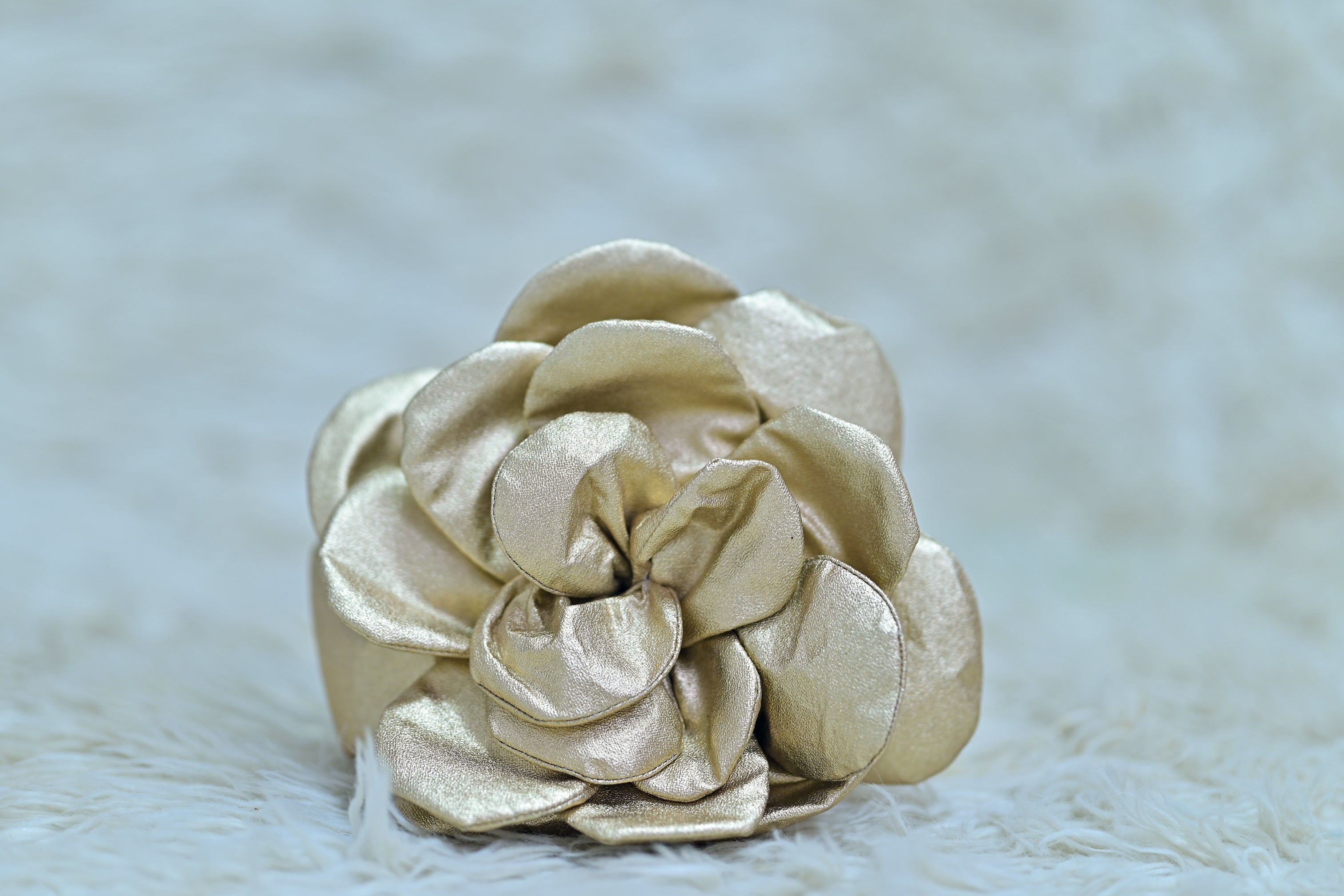 Premium Rose Pattern Golden Hand Bag